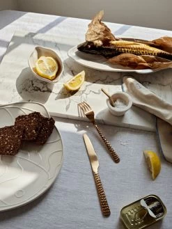 Broste Copenhagen Pesce Teller 17,6 X 41,4cm 7 Broste Copenhagen Pesce Teller 17,6 X 41,4cm -Broste Copenhagen 577068 01 40 EnvironmentImage 127961374a