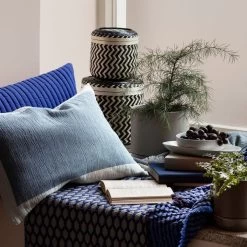 Broste Copenhagen - Denise Übertopf, Ø 21 X H 21 Cm, Dove Grey 8 Broste Copenhagen - Denise Übertopf, Ø 21 X H 21 Cm, Dove Grey -Broste Copenhagen Broste Copenhagen AW21 Ambiente 24 1