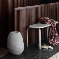 Broste Copenhagen - Organic Vase, H 43 Cm, Simply Taupe 5 Broste Copenhagen - Organic Vase, H 43 Cm, Simply Taupe -Broste Copenhagen Broste Copenhagen AW21 Ambiente 46