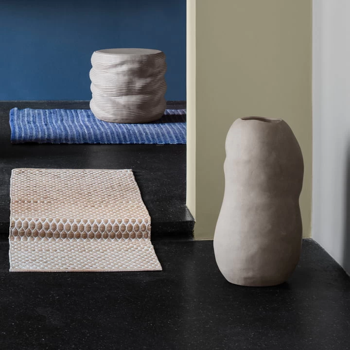 Broste Copenhagen - Organic Vase, H 43 Cm, Simply Taupe 2 Broste Copenhagen - Organic Vase, H 43 Cm, Simply Taupe – Bild 2