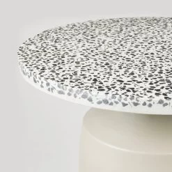 Broste Copenhagen -Broste Copenhagen Broste Copenhagen Agari Tisch dark grey black Detail