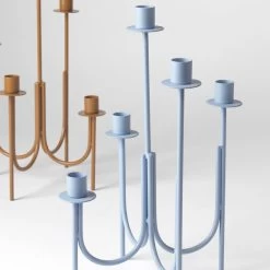 Broste Copenhagen - Farri Kerzenständer, H 36 Cm, Serenity Blue -Broste Copenhagen Broste Copenhagen Farri Kerzenstaender H 36 cm Ambiente 2