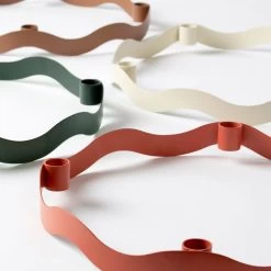 Broste Copenhagen - Halo Kerzenständer, Light Warm Grey 10 Broste Copenhagen - Halo Kerzenständer, Light Warm Grey -Broste Copenhagen Broste Copenhagen Halo Kerzenstaender Gruppe Ambiente 1 2