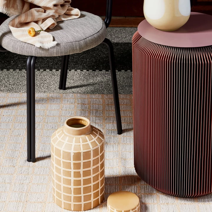 Broste Copenhagen - Pam Beistelltisch Ø 40 X H 60 Cm, Dunkelgrau 3 Broste Copenhagen - Pam Beistelltisch Ø 40 X H 60 Cm, Dunkelgrau – Bild 3