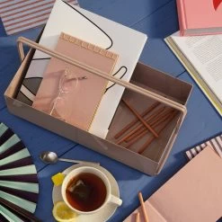 Broste Copenhagen - Tully Toolbox, 40 X 20 Cm, Taupe Grey 14 Broste Copenhagen - Tully Toolbox, 40 X 20 Cm, Taupe Grey -Broste Copenhagen Broste Copenhagen Tully Toolbox Ambiente 1 6