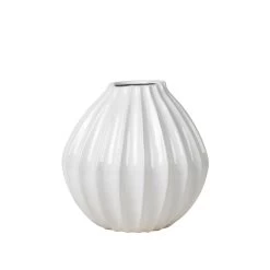 Broste Copenhagen - Wide Vase, Ø 40 X H 40 Cm, Indian Tan 33 Broste Copenhagen - Wide Vase, Ø 40 X H 40 Cm, Indian Tan -Broste Copenhagen Broste Copenhagen Wide Vase 30 x H 30 cm ivory 5