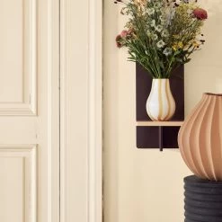 Broste Copenhagen - Wide Vase, Ø 40 X H 40 Cm, Rainy Day -Broste Copenhagen Broste Copenhagen Wide Vase Ambiente 1 6